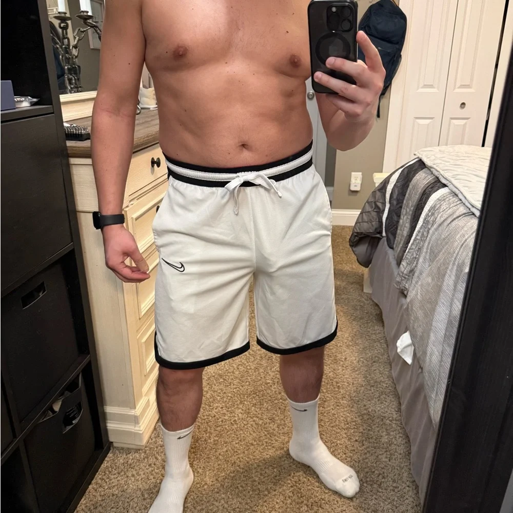 White Nike Elite Basketball Shorts - Picture 3 of 3